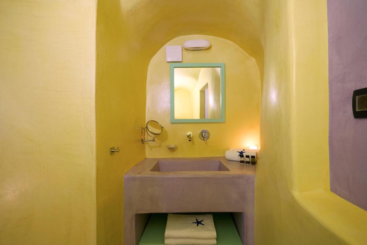 Caldera Gem Suites Fira (Santorini) Exterior photo